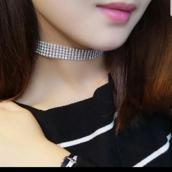 NEw CRYSTAL RHINESTONE CHOKER NECKLACE - Picture 2 of 3